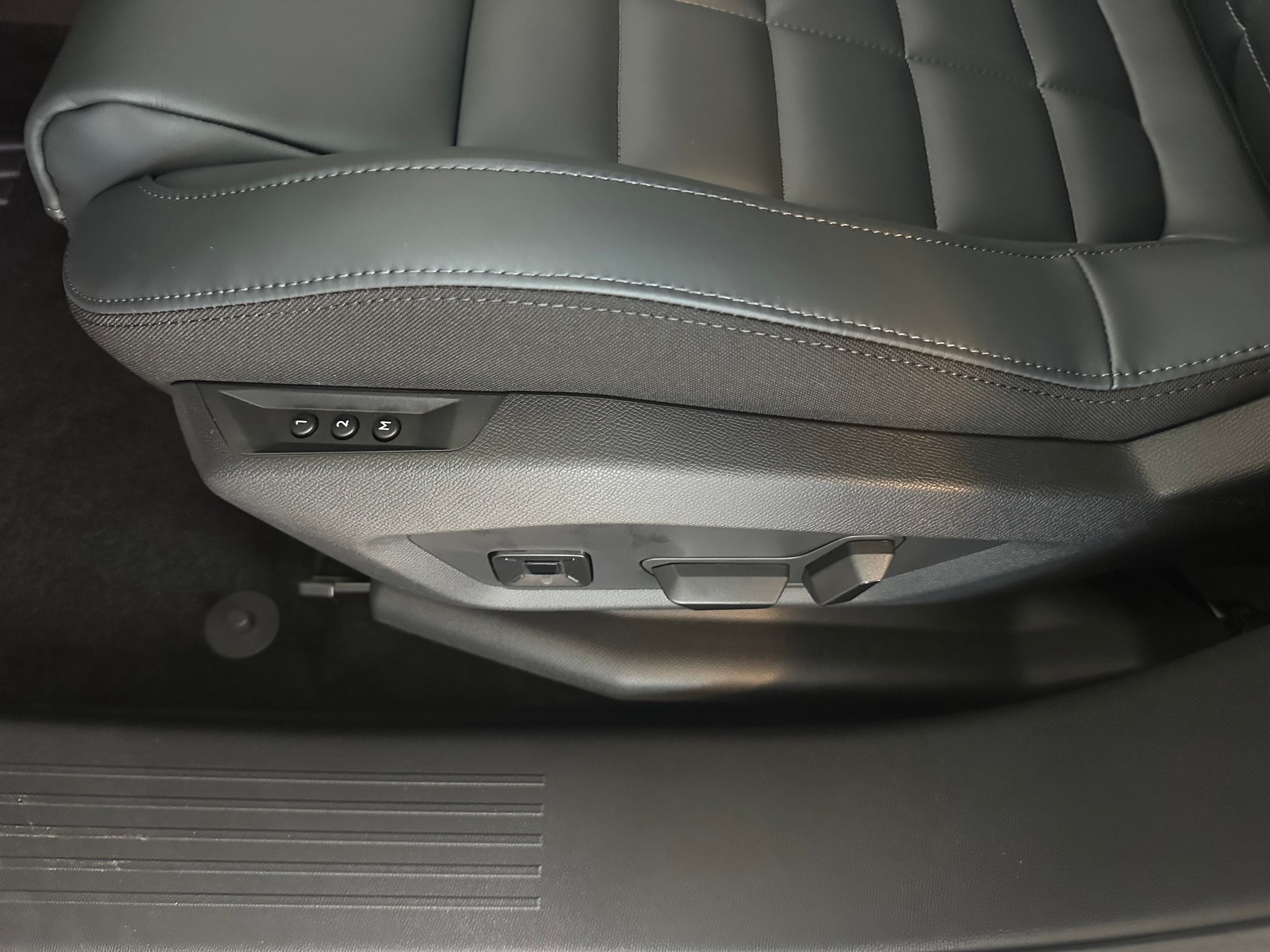 CITROEN C5 Aircross 1.6 PHEV Max Automat-image-8