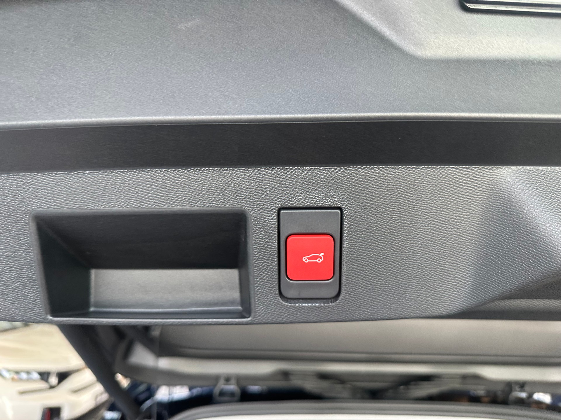 CITROEN C5 Aircross 1.6 PHEV Max Automat-image-11