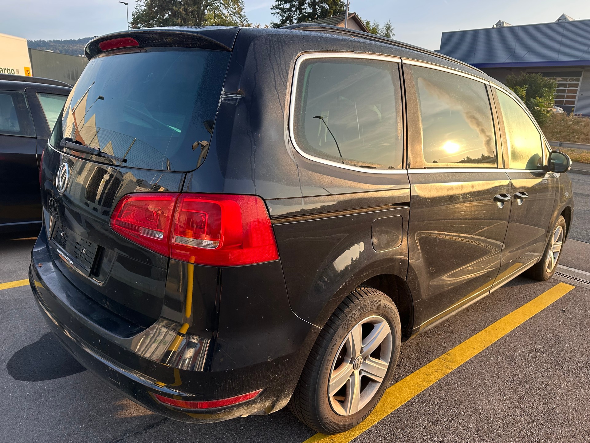 VW Sharan 2.0 TDI BMT Highline 4Motion-image-3