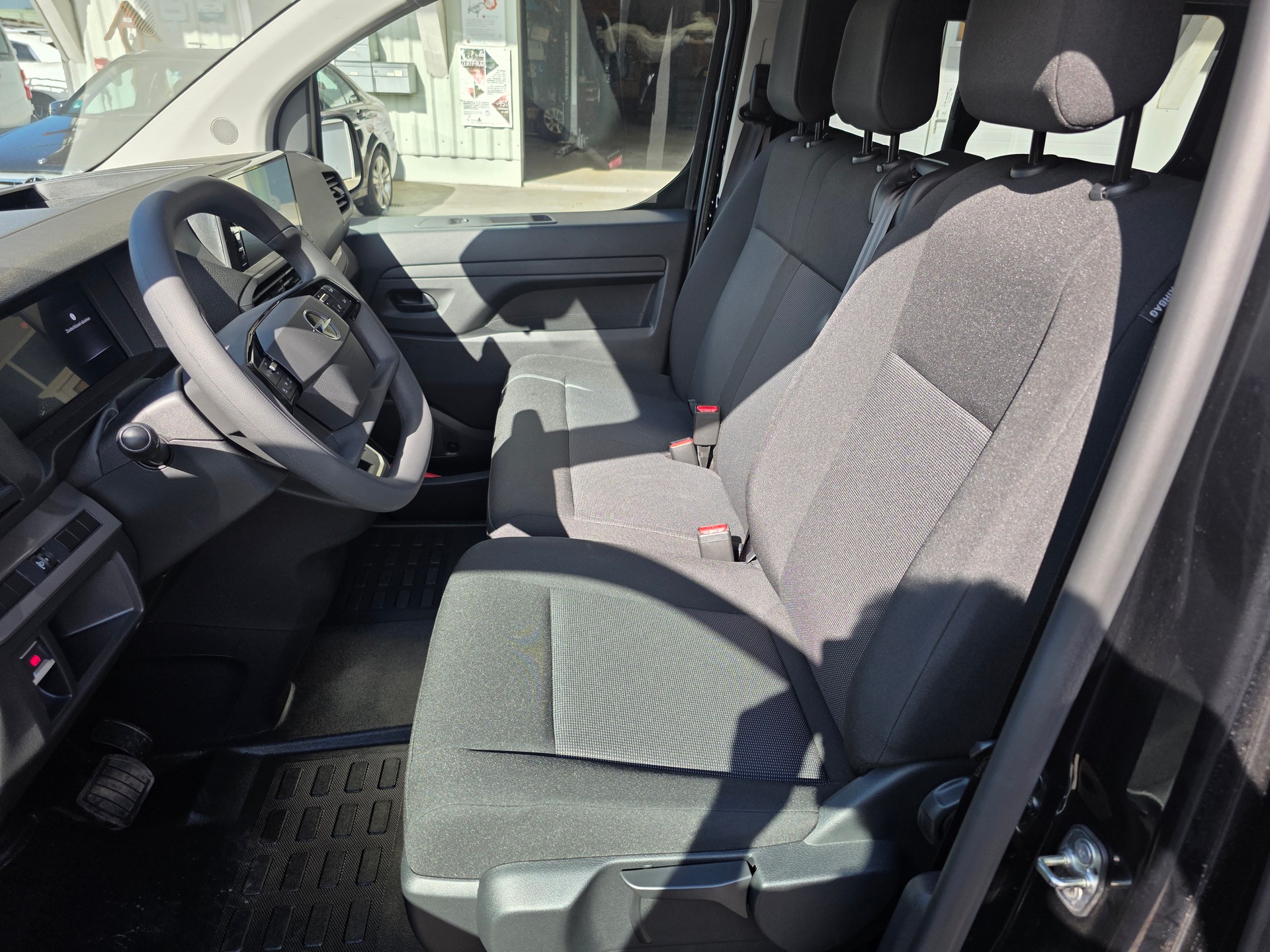 OPEL 2.2 XL s/s Lang 9 Pl.-image-11
