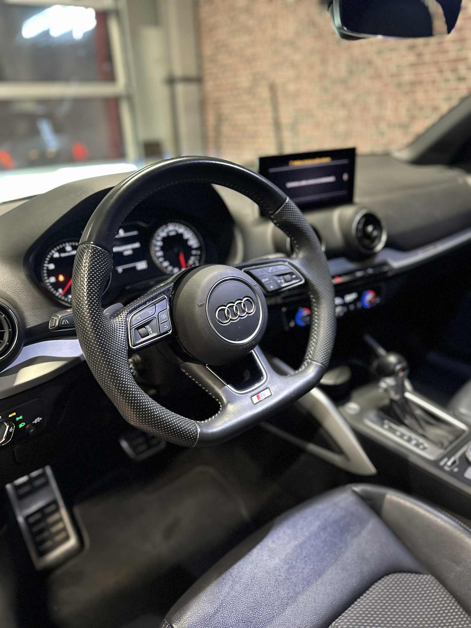 AUDI Q2 40 TFSI Sport quattro S-tronic-image-14