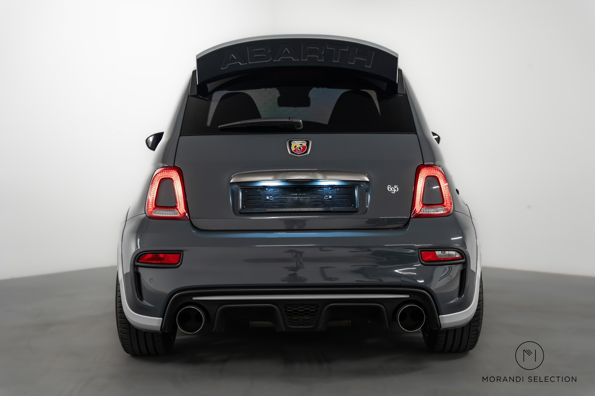 FIAT 695 Abarth 1.4 T-Jet 180 70 Anniversario-image-8