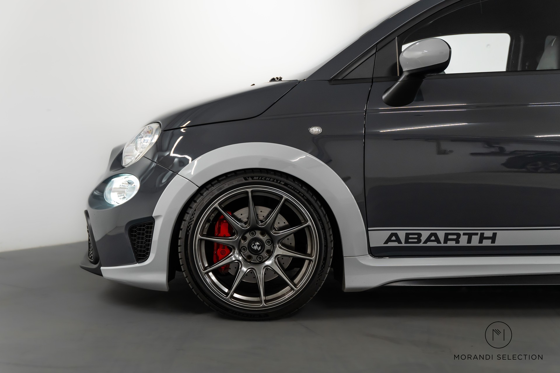 FIAT 695 Abarth 1.4 T-Jet 180 70 Anniversario-image-5