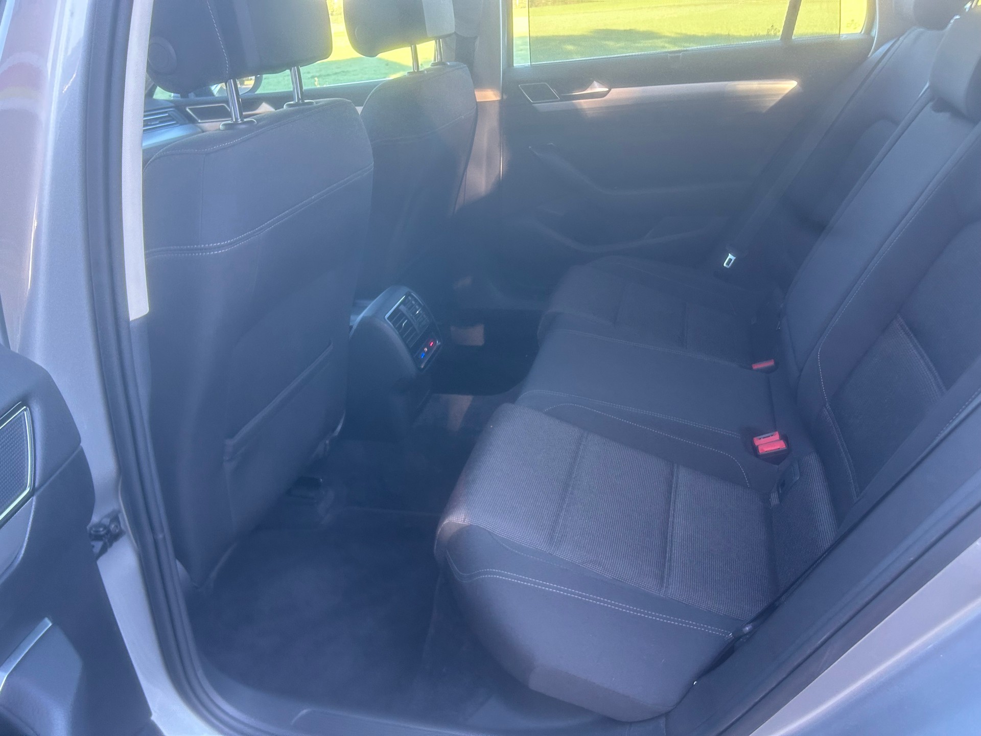 VW Passat Variant 1.5 TSI EVO Comfortline DSG-image-9