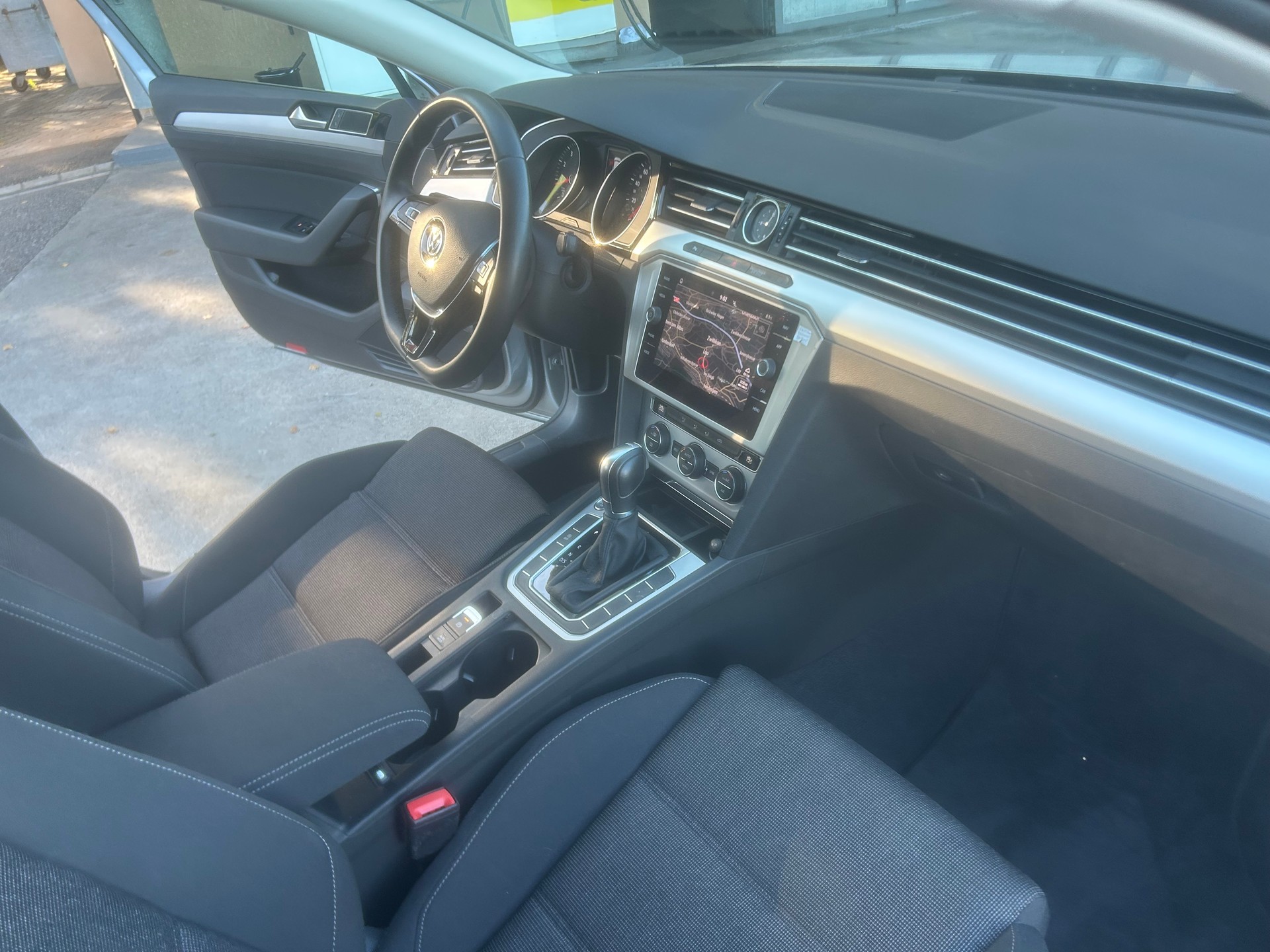 VW Passat Variant 1.5 TSI EVO Comfortline DSG-image-7