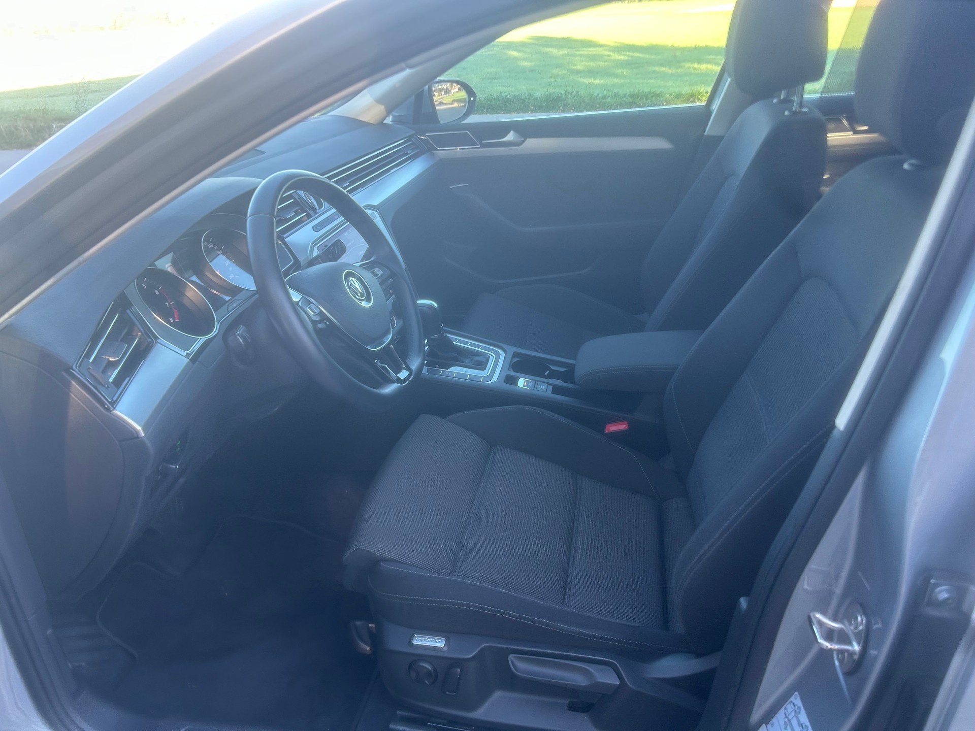 VW Passat Variant 1.5 TSI EVO Comfortline DSG-image-6