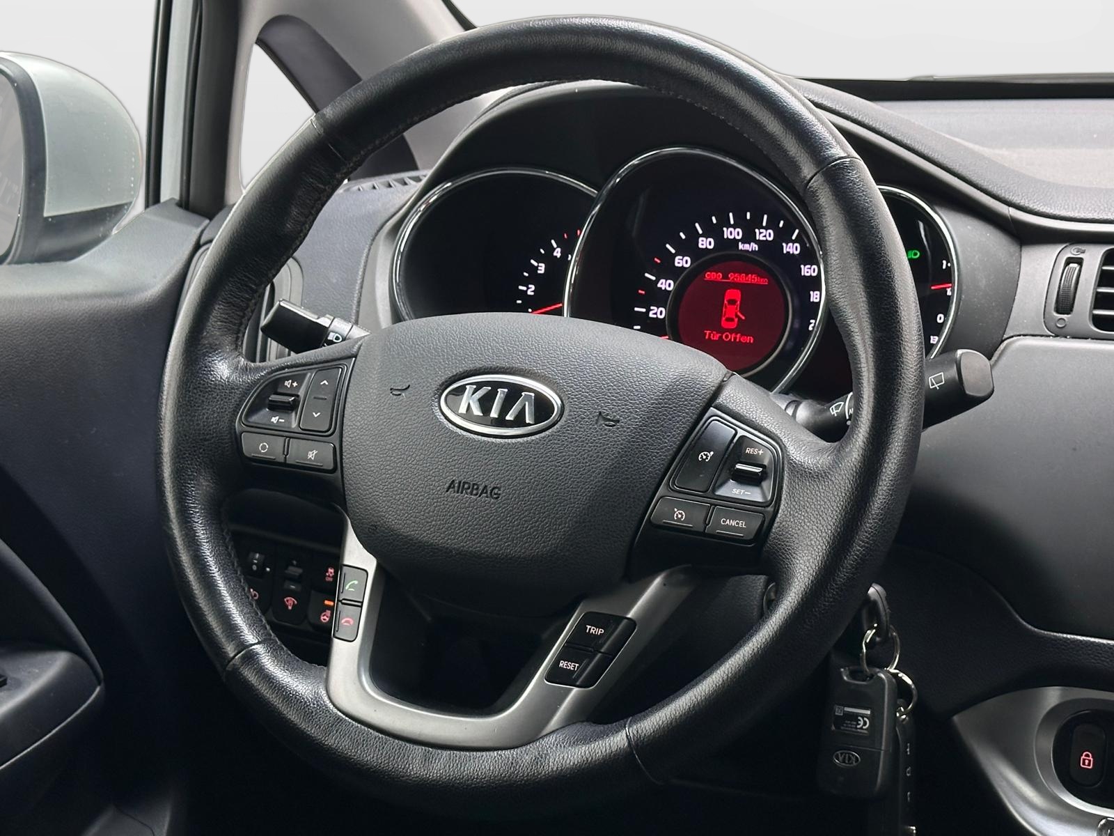 KIA RIO CRDI 1.4 Active 5d-image-16