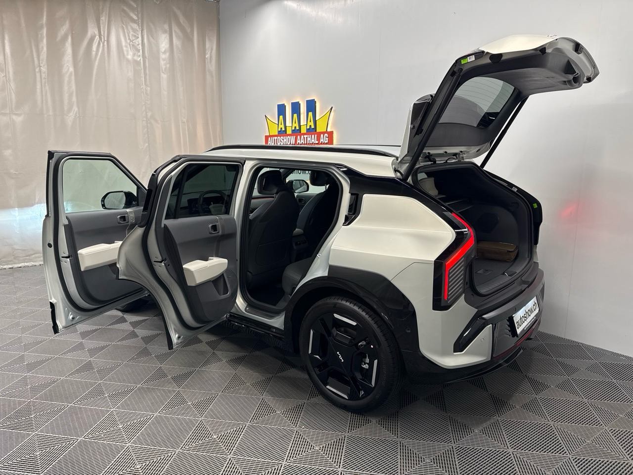 KIA EV3 81,4 kWh GT-Line Long Range-image-16
