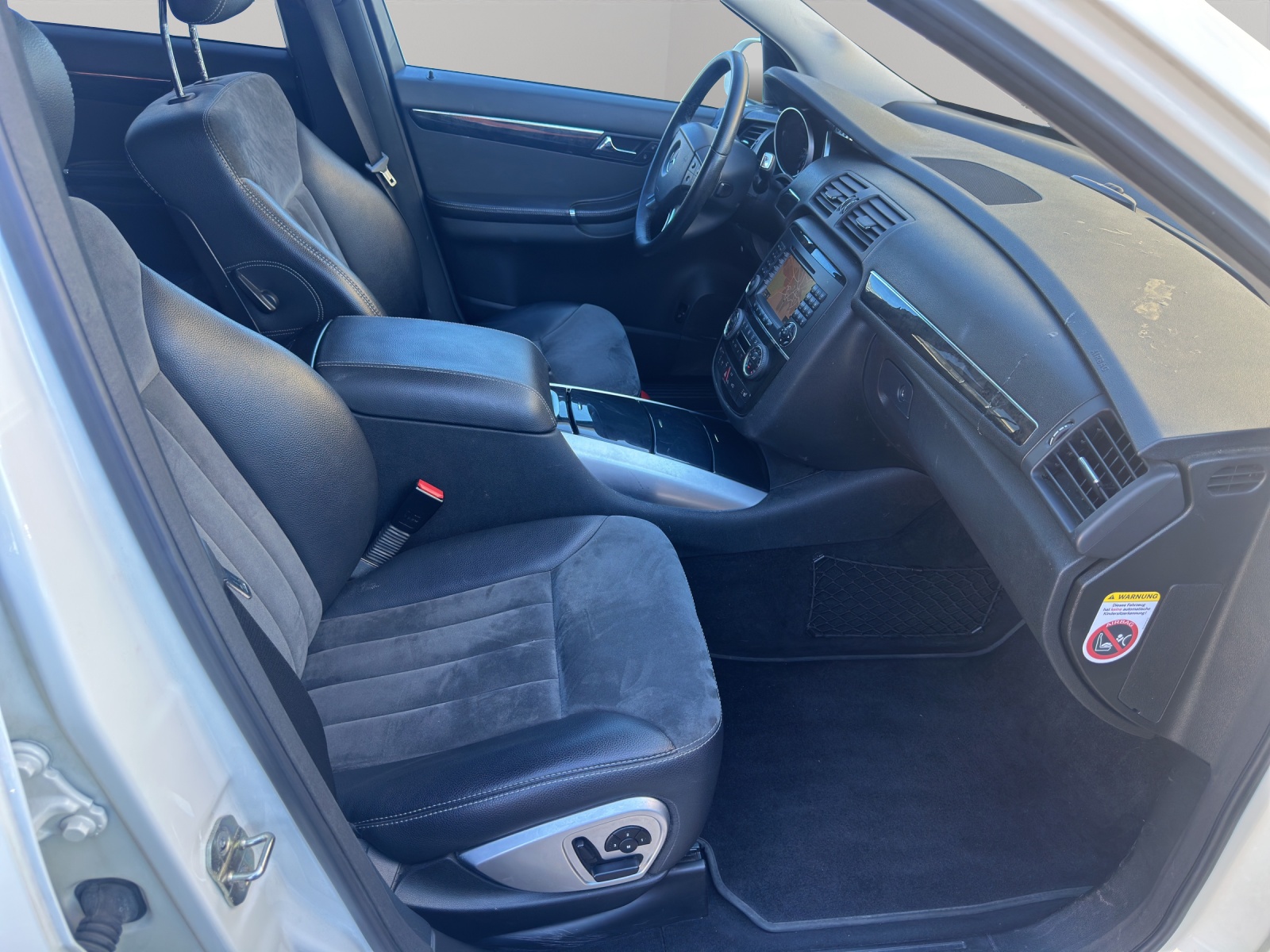 MERCEDES-BENZ R 350 (320) CDI L 4Matic 7G-Tronic-image-11