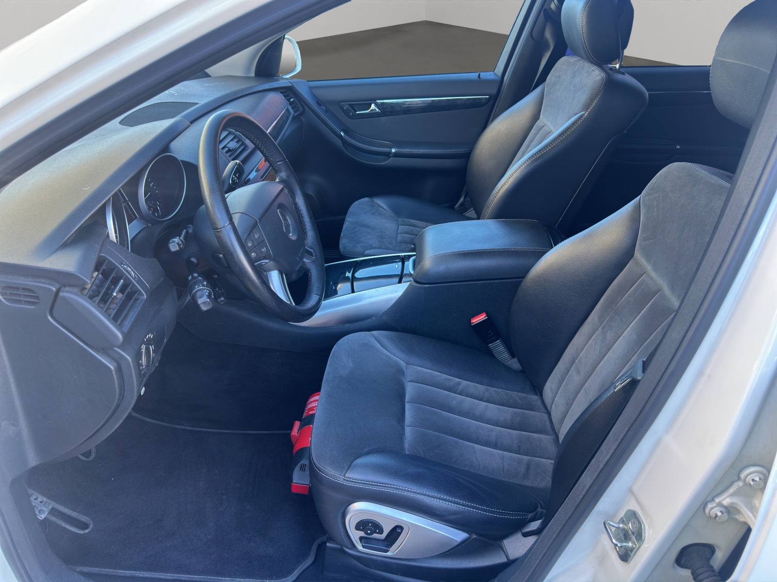 MERCEDES-BENZ R 350 (320) CDI L 4Matic 7G-Tronic-image-10