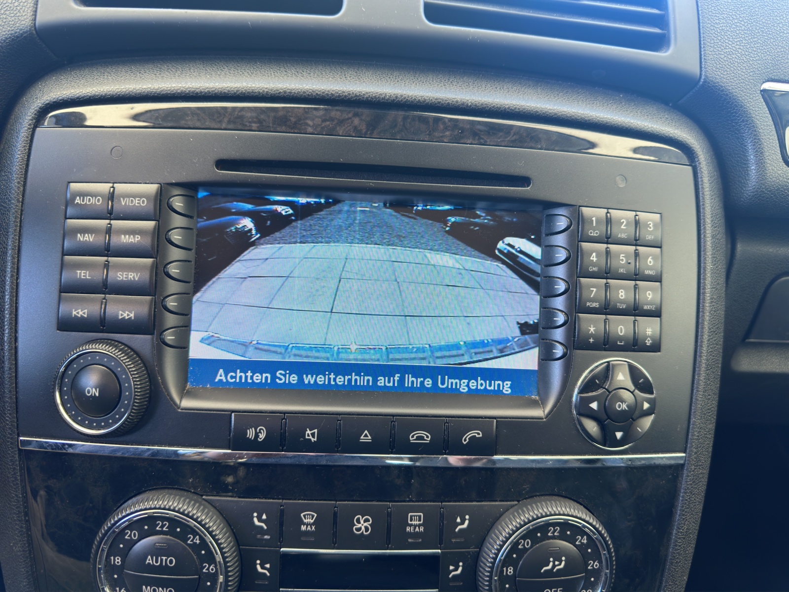 MERCEDES-BENZ R 350 (320) CDI L 4Matic 7G-Tronic-image-16