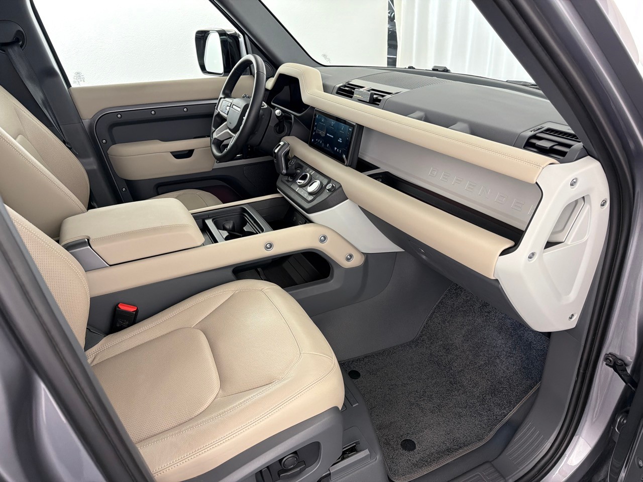 LAND ROVER Defender110 3.0DI6 300 SE-image-11