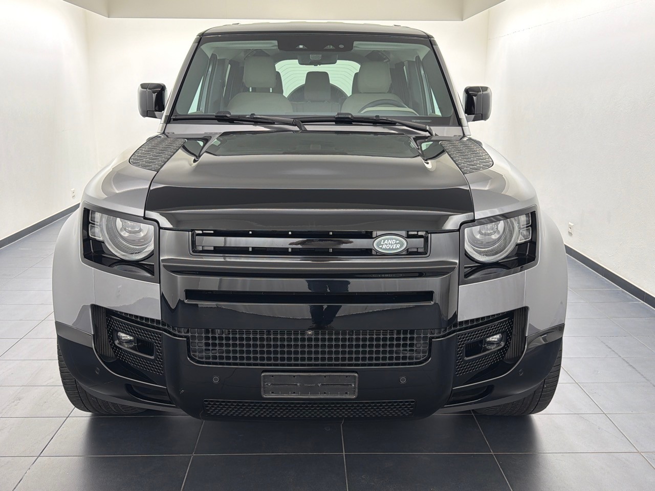 LAND ROVER Defender110 3.0DI6 300 SE-image-4