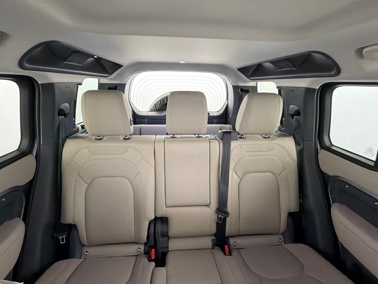 LAND ROVER Defender110 3.0DI6 300 SE-image-10