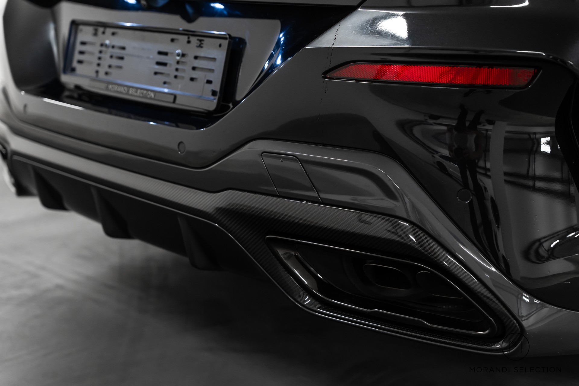 BMW M850i xDrive Cabriolet-image-10