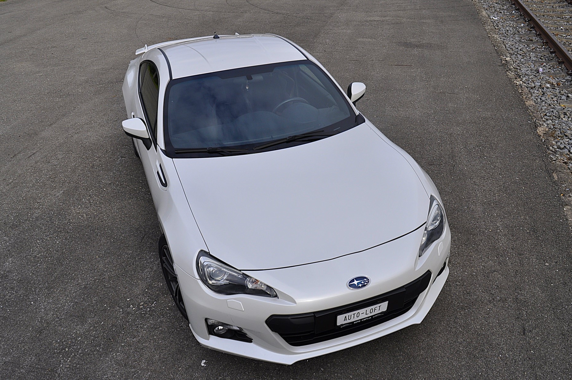 SUBARU BRZ 2.0R-image-7
