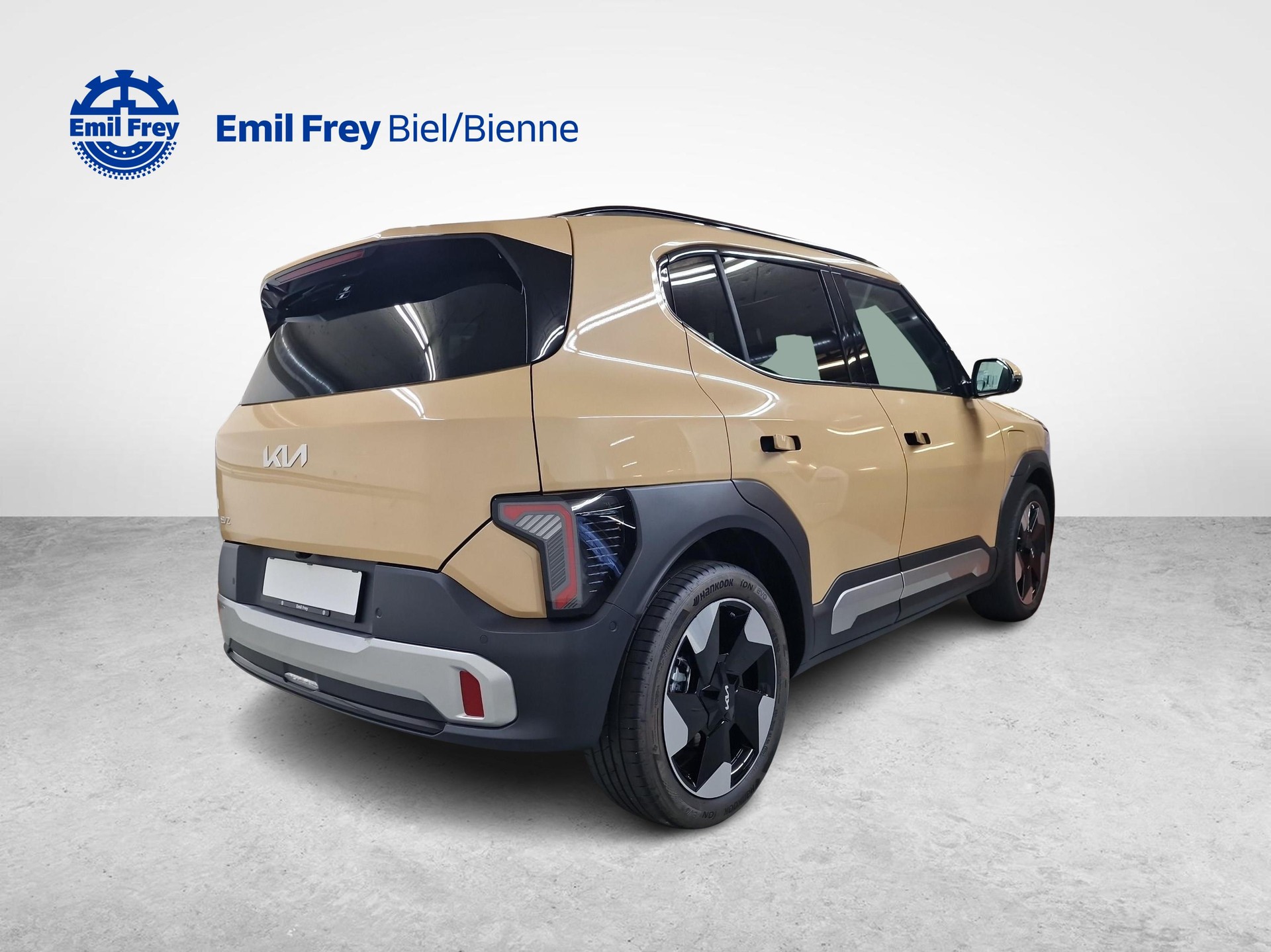 KIA EV2 61 kWh Earth-image-4