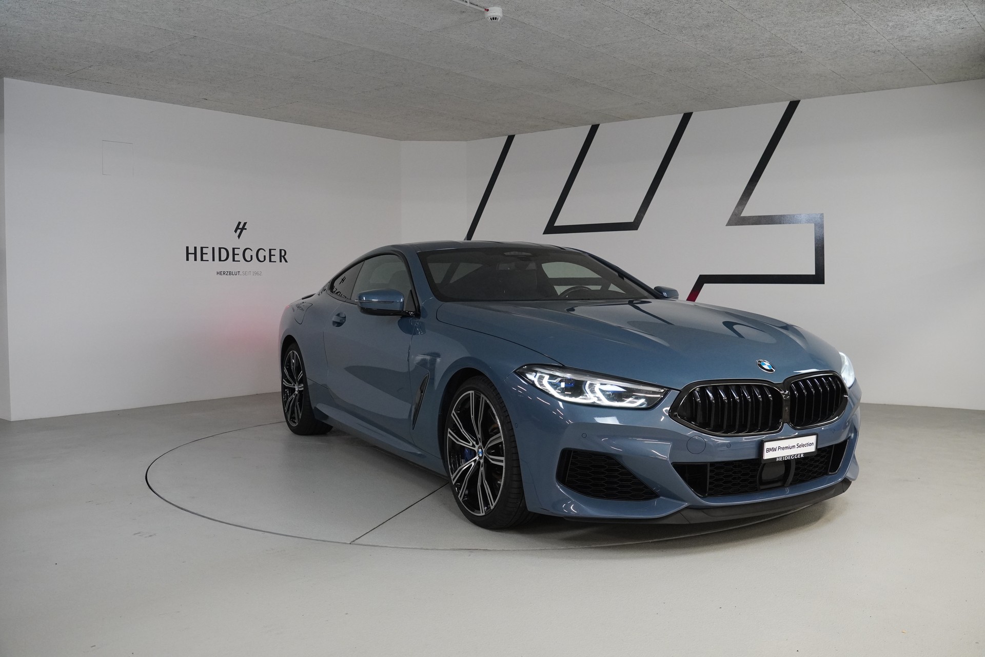 BMW M850i xDrive First Edition Steptronic-image-2