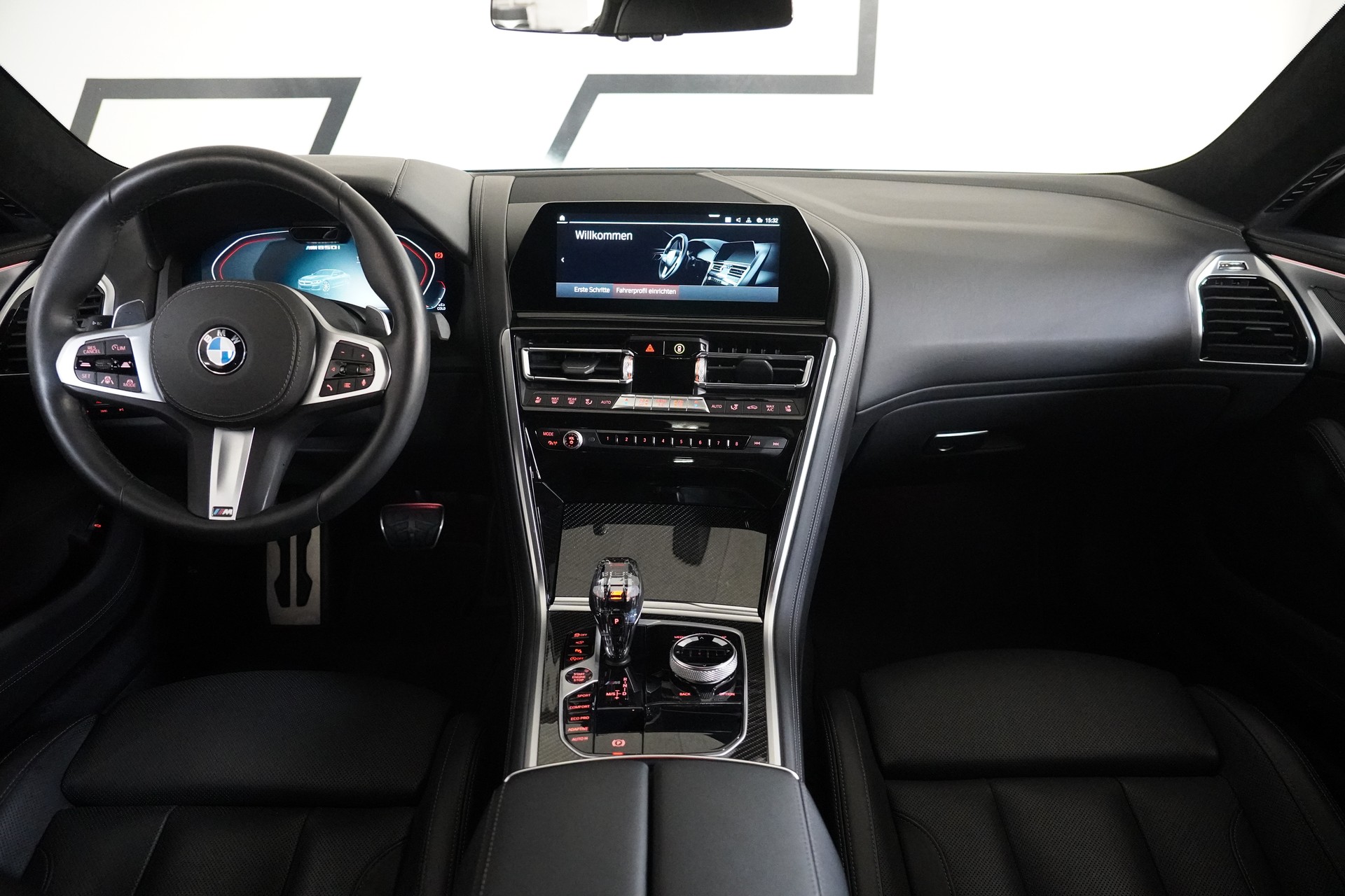 BMW M850i xDrive First Edition Steptronic-image-17