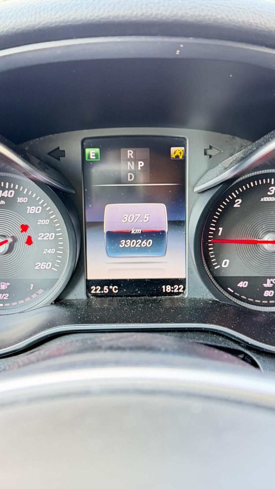 MERCEDES-BENZ C 220 d Exclusive 4Matic 7G-Tronic-image-6