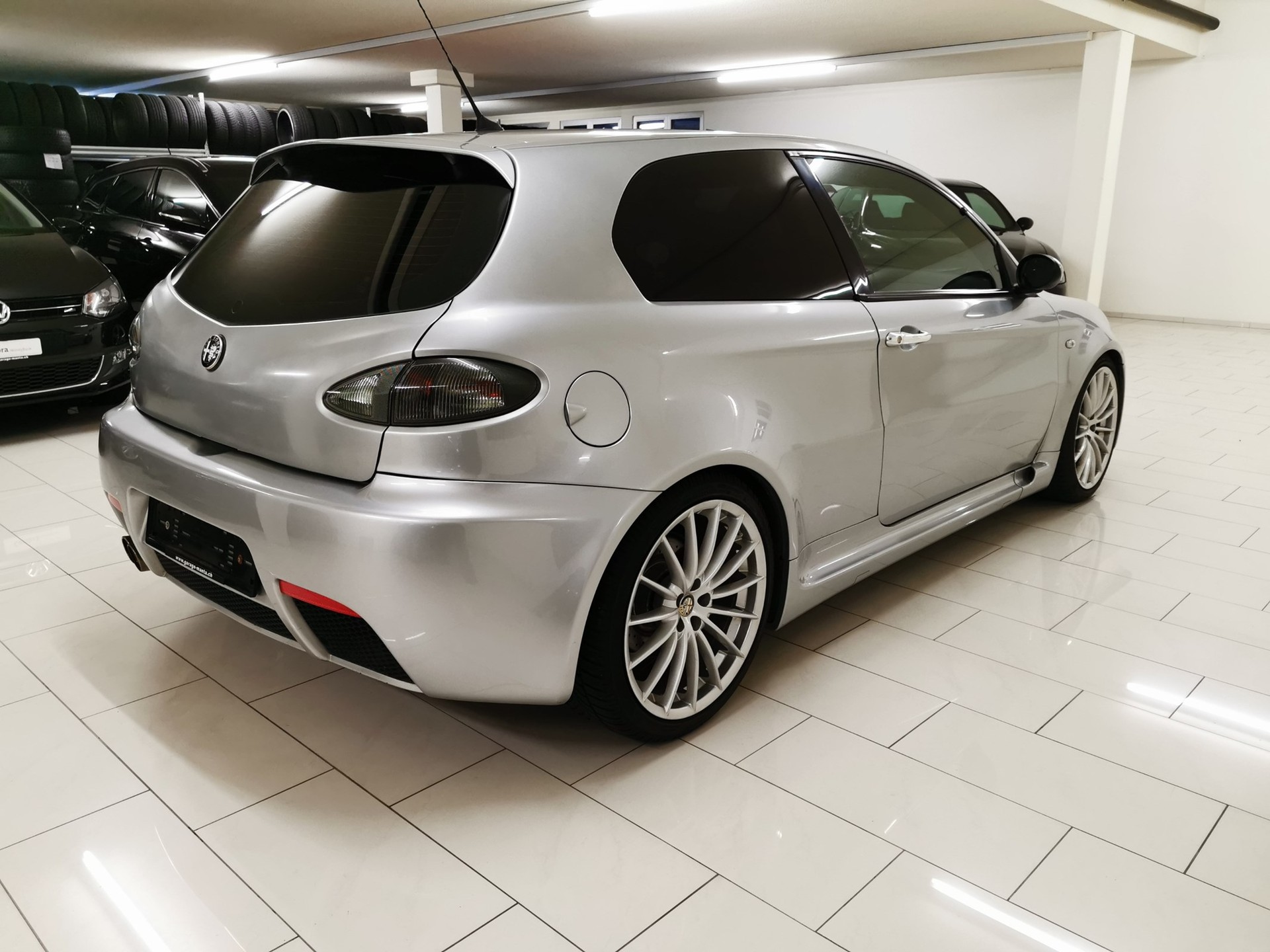 ALFA ROMEO 147 3.2 GTA-image-4