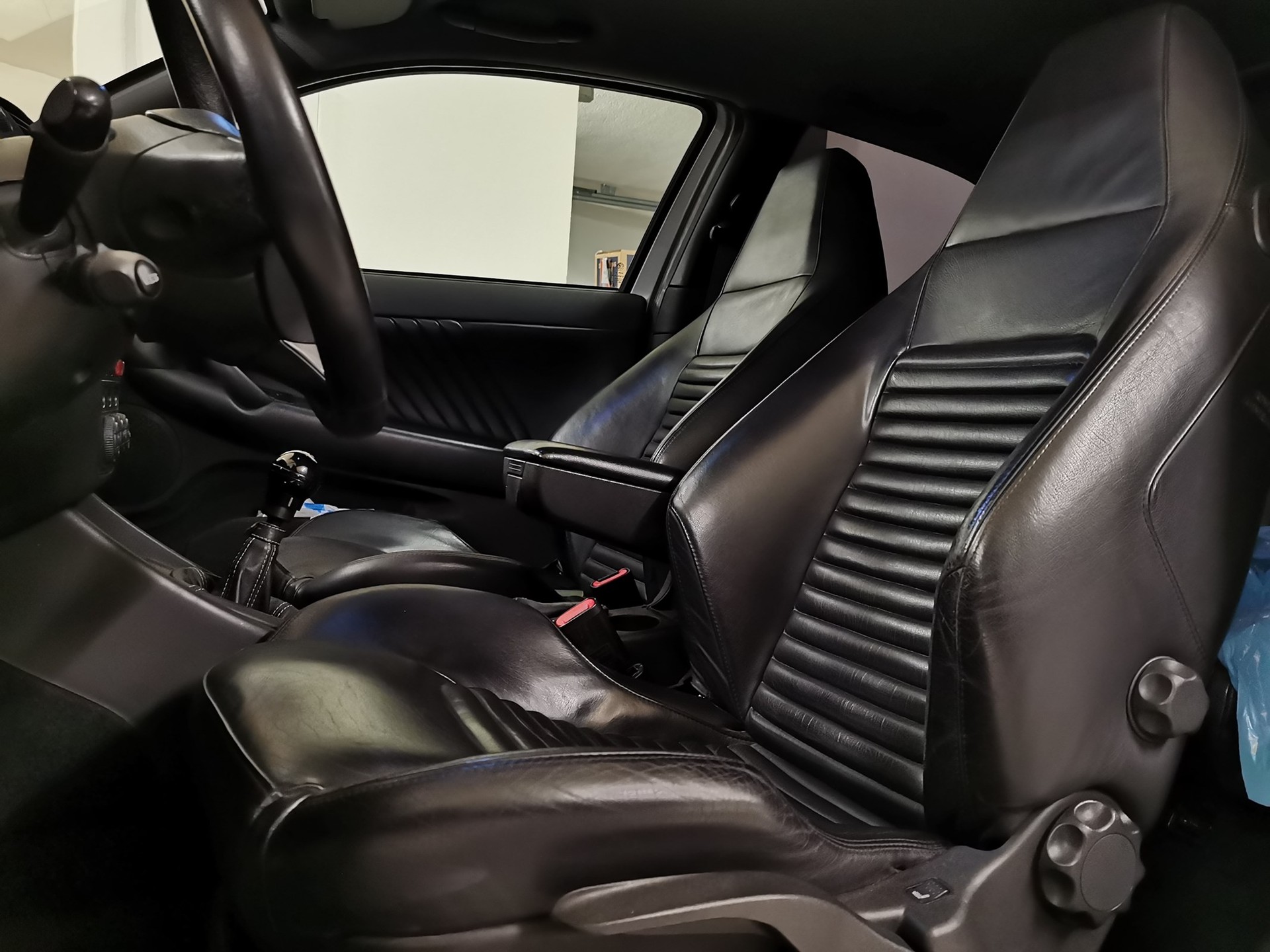 ALFA ROMEO 147 3.2 GTA-image-6