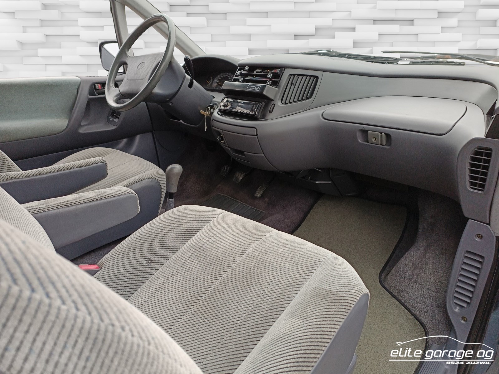 TOYOTA Previa GL 4x4-image-11