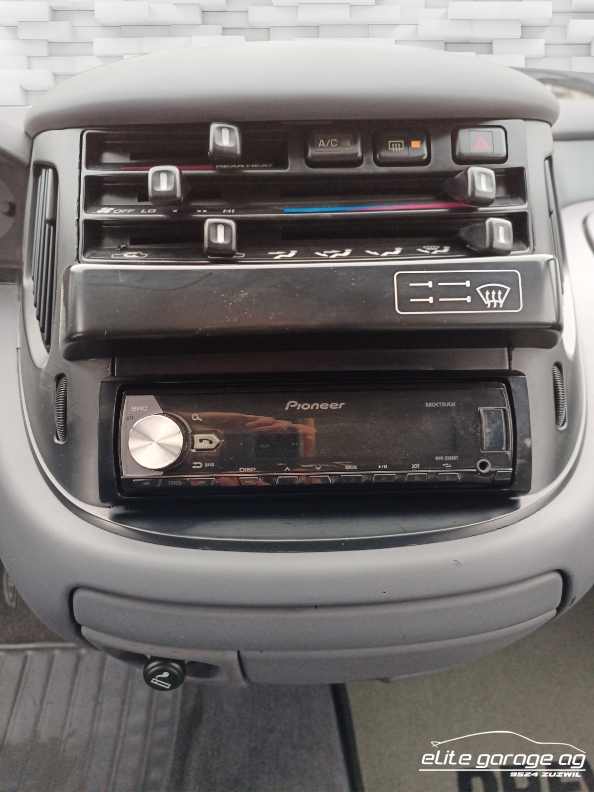 TOYOTA Previa GL 4x4-image-15