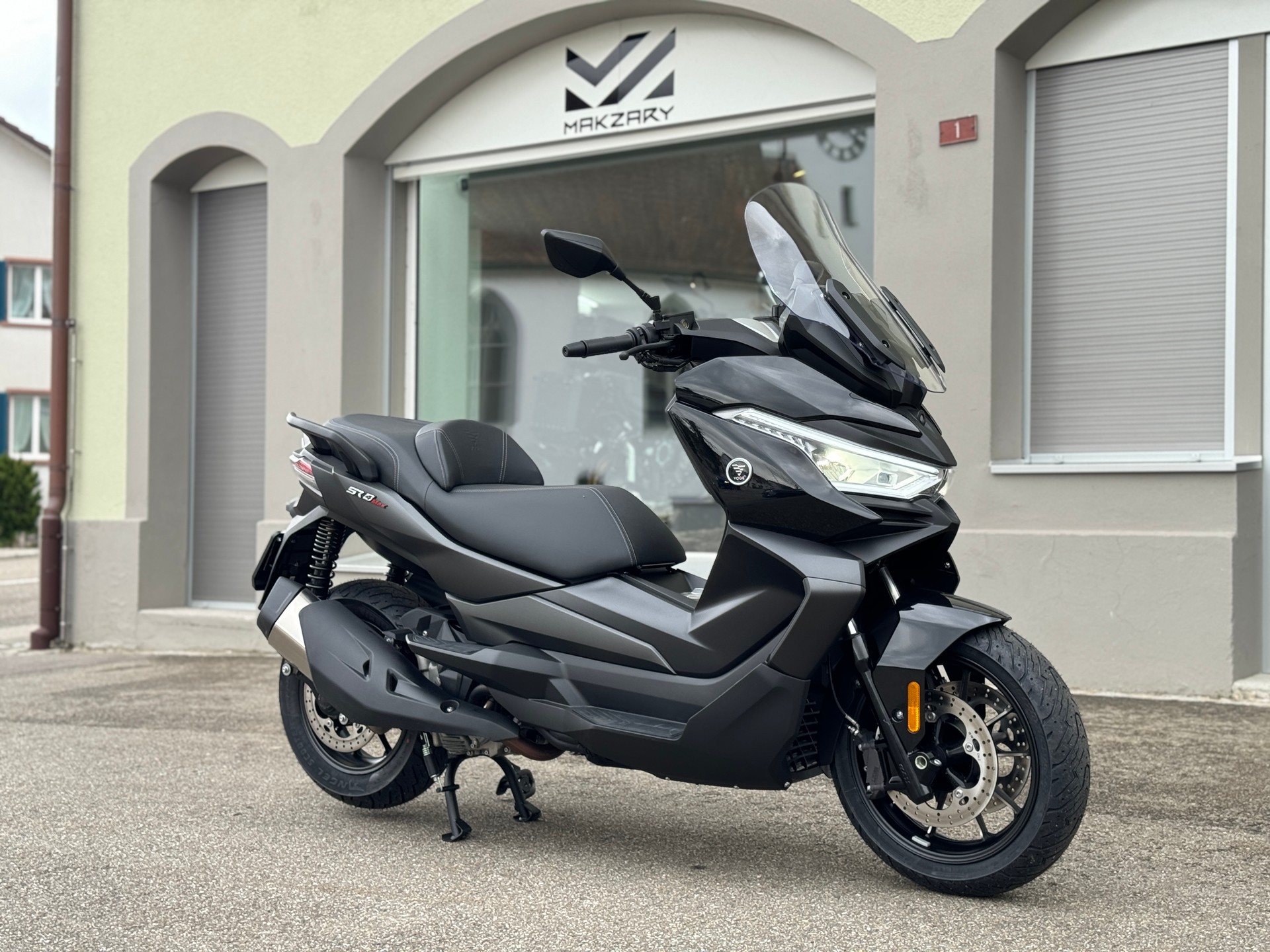 VOGE SR4 Max Luxury