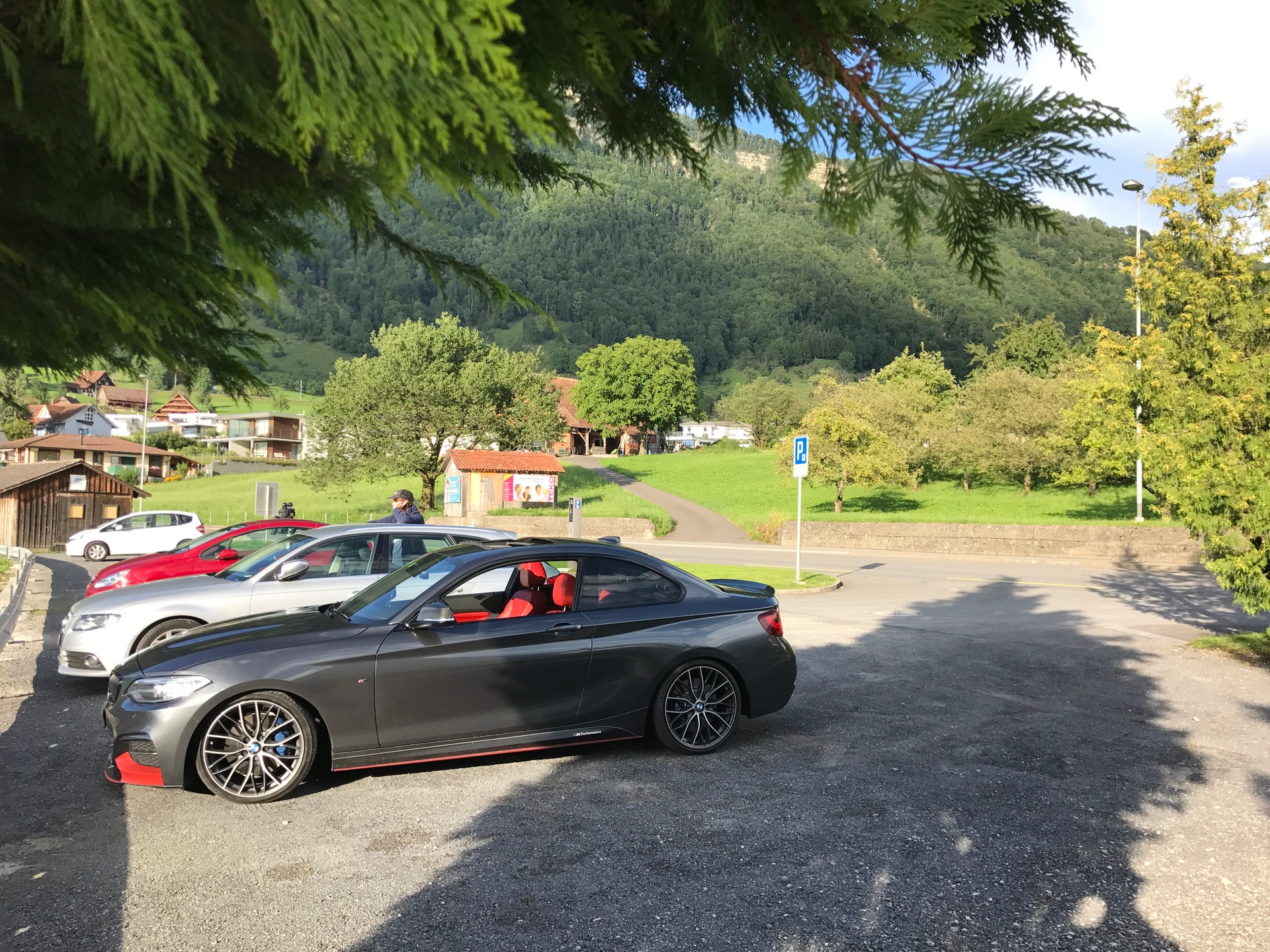 BMW M235i xDrive Steptronic - M Performance extras-image-12