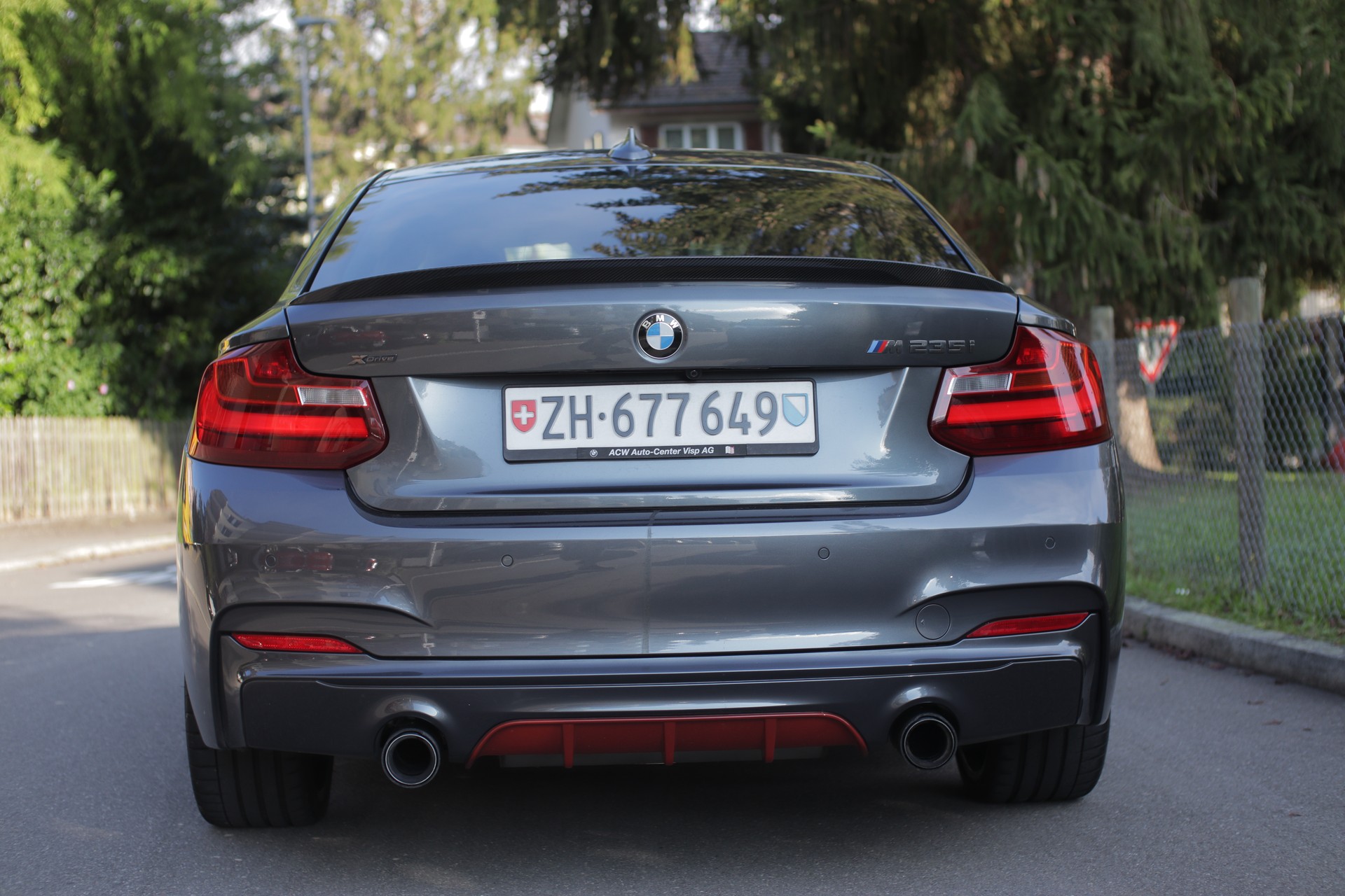BMW M235i xDrive Steptronic - M Performance extras-image-5