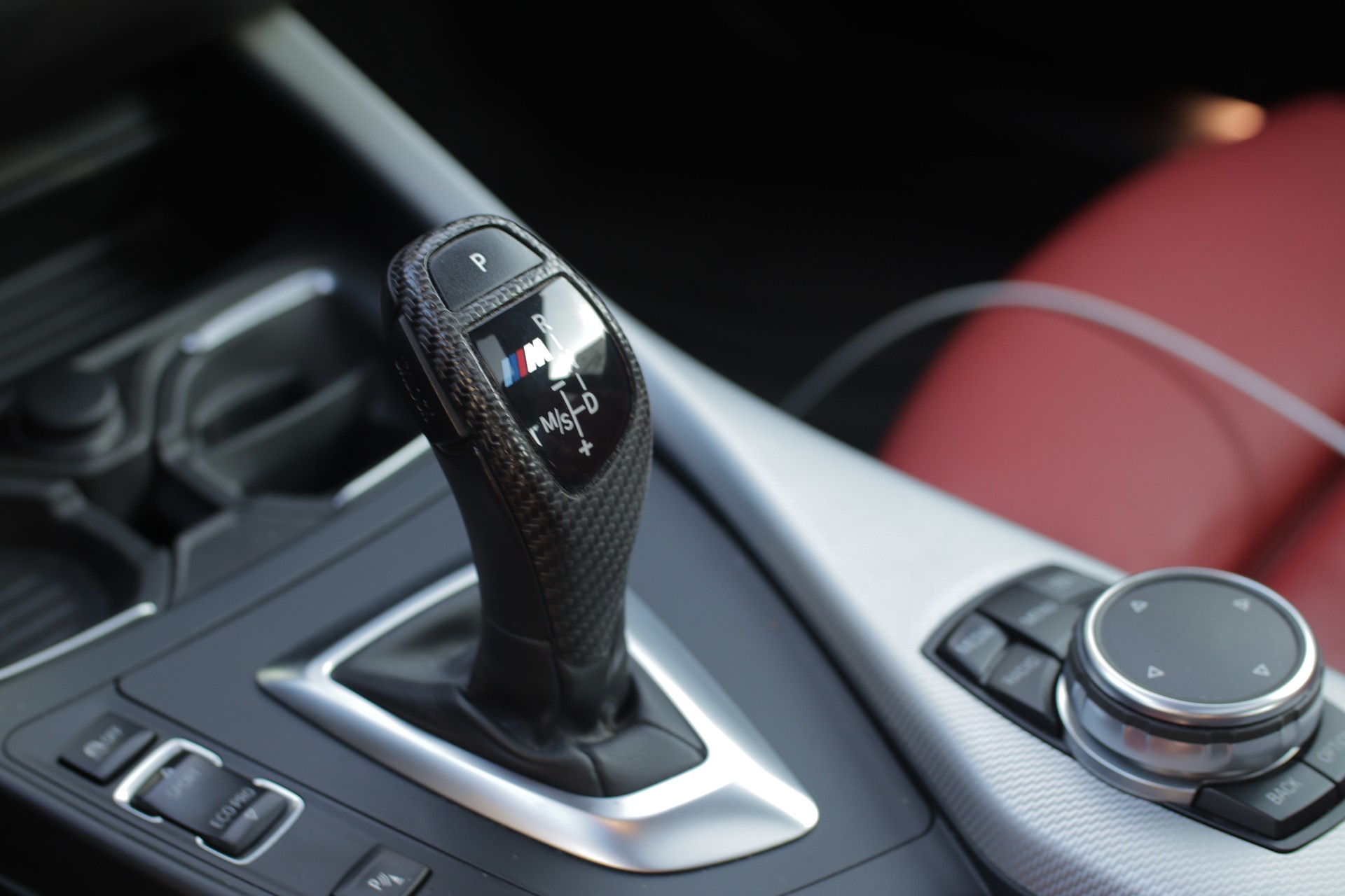 BMW M235i xDrive Steptronic - M Performance extras-image-8