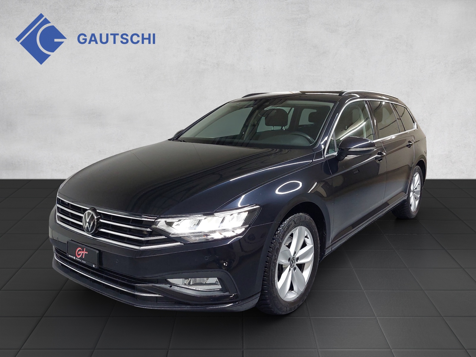 VW Passat Variant 2.0 TSI Business DSG-image-0