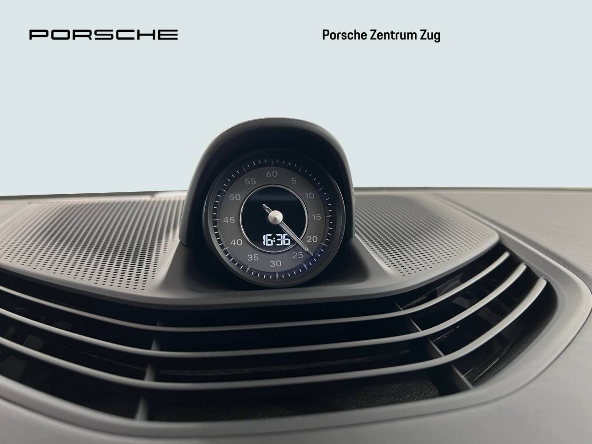 PORSCHE Taycan Turbo Sport Turismo-image-27