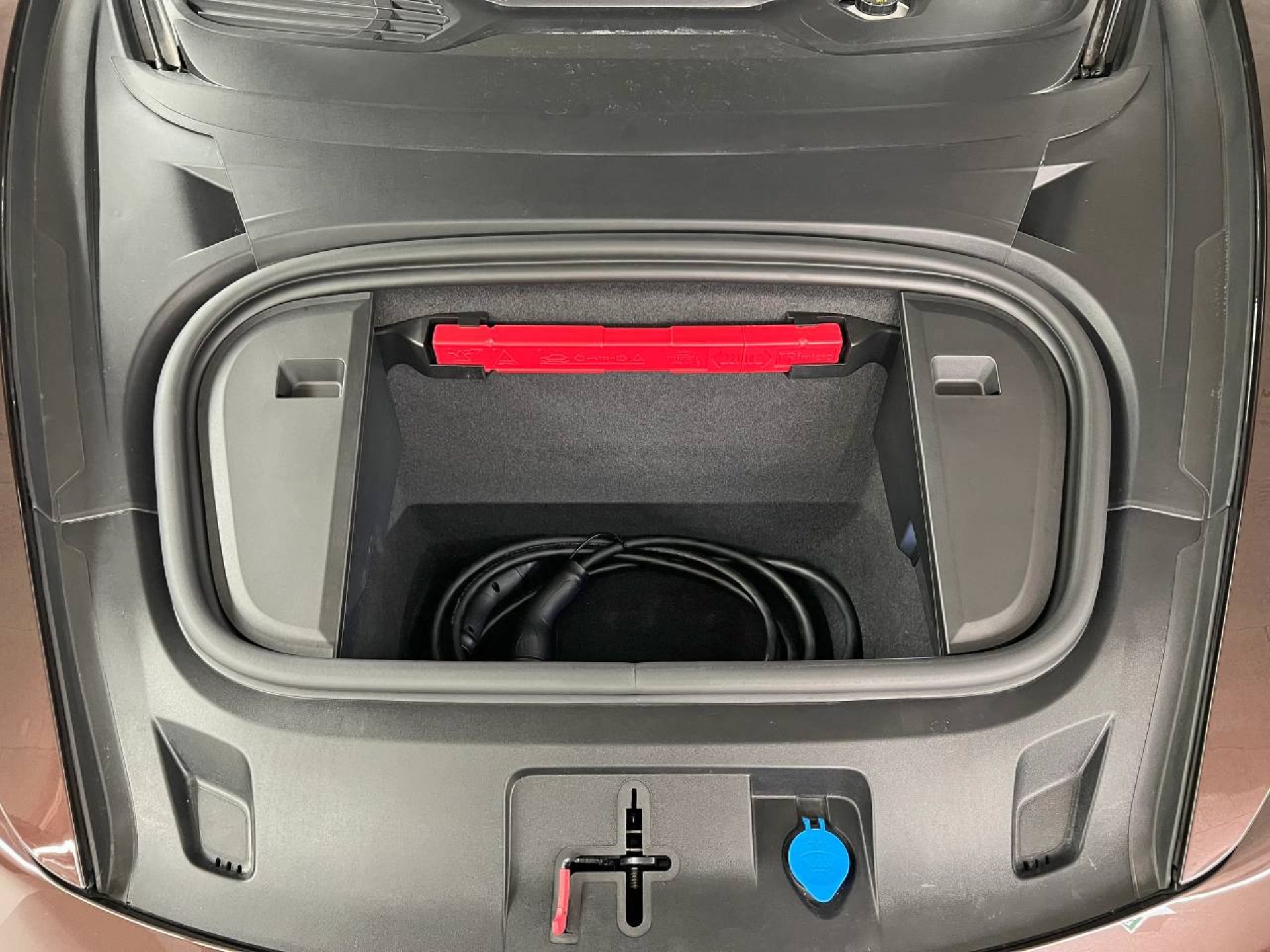 PORSCHE Taycan Turbo Sport Turismo-image-13