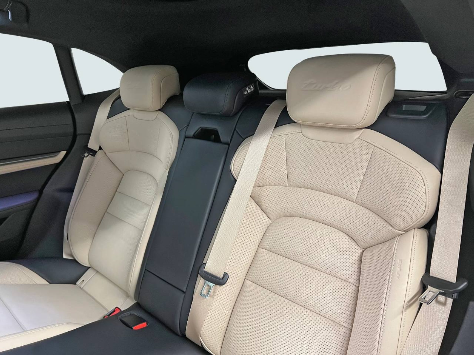 PORSCHE Taycan Turbo Sport Turismo-image-23