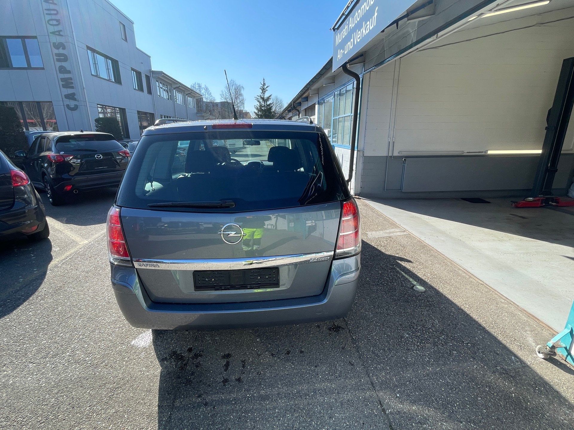 OPEL Zafira 2.2i 16V Essentia-image-3