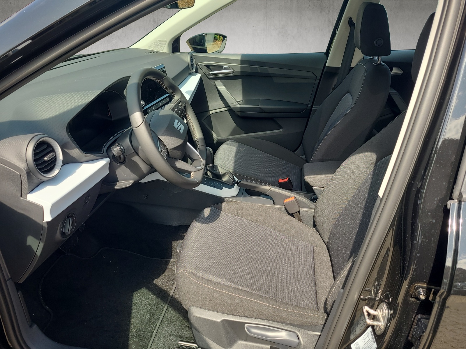 SEAT Arona 1.5 TSI FR DSG-image-7