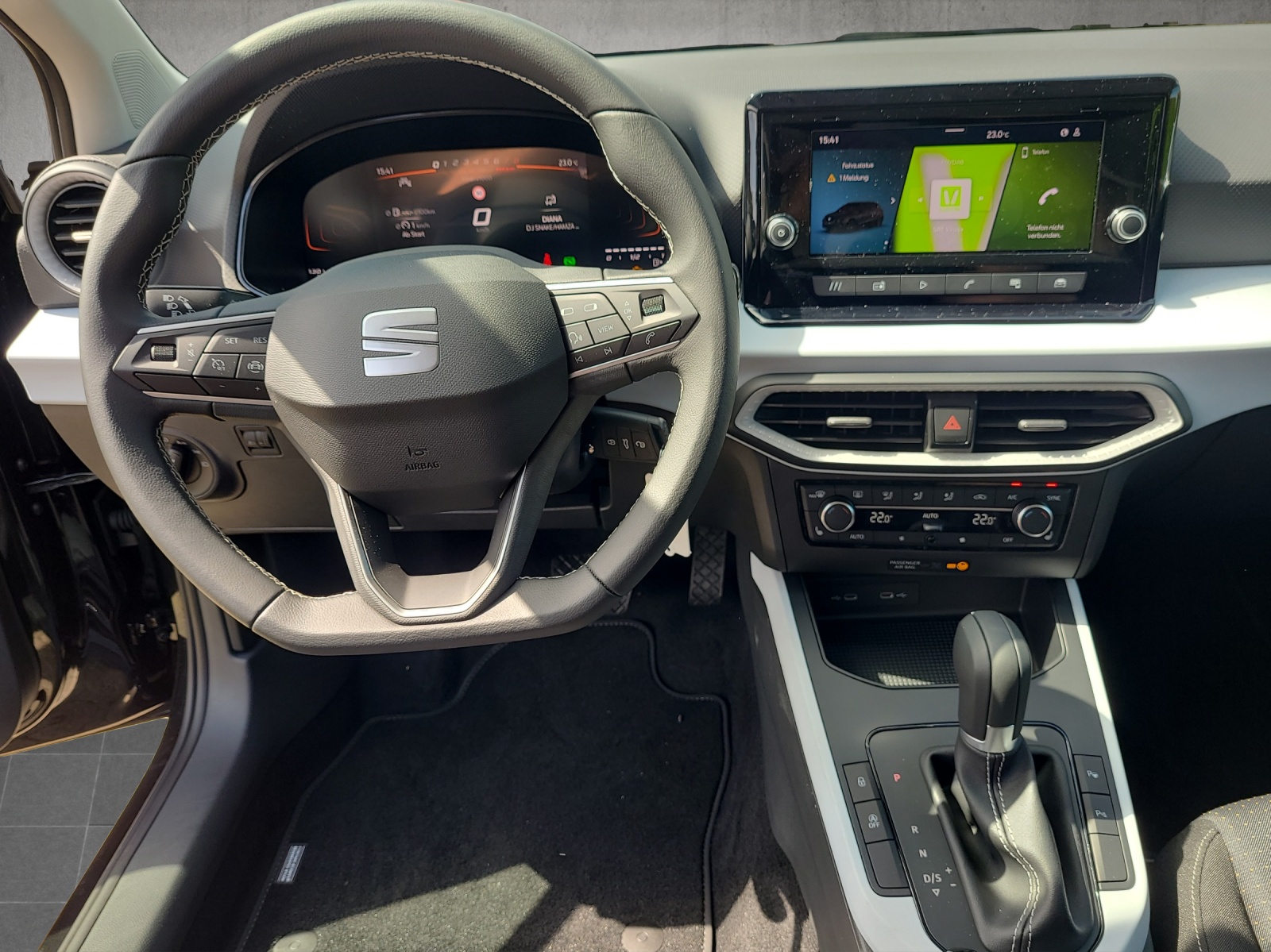 SEAT Arona 1.5 TSI FR DSG-image-10