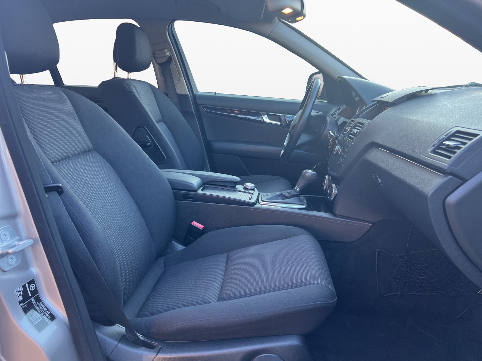 MERCEDES-BENZ C 200 CDI Elégance Automatic-image-14