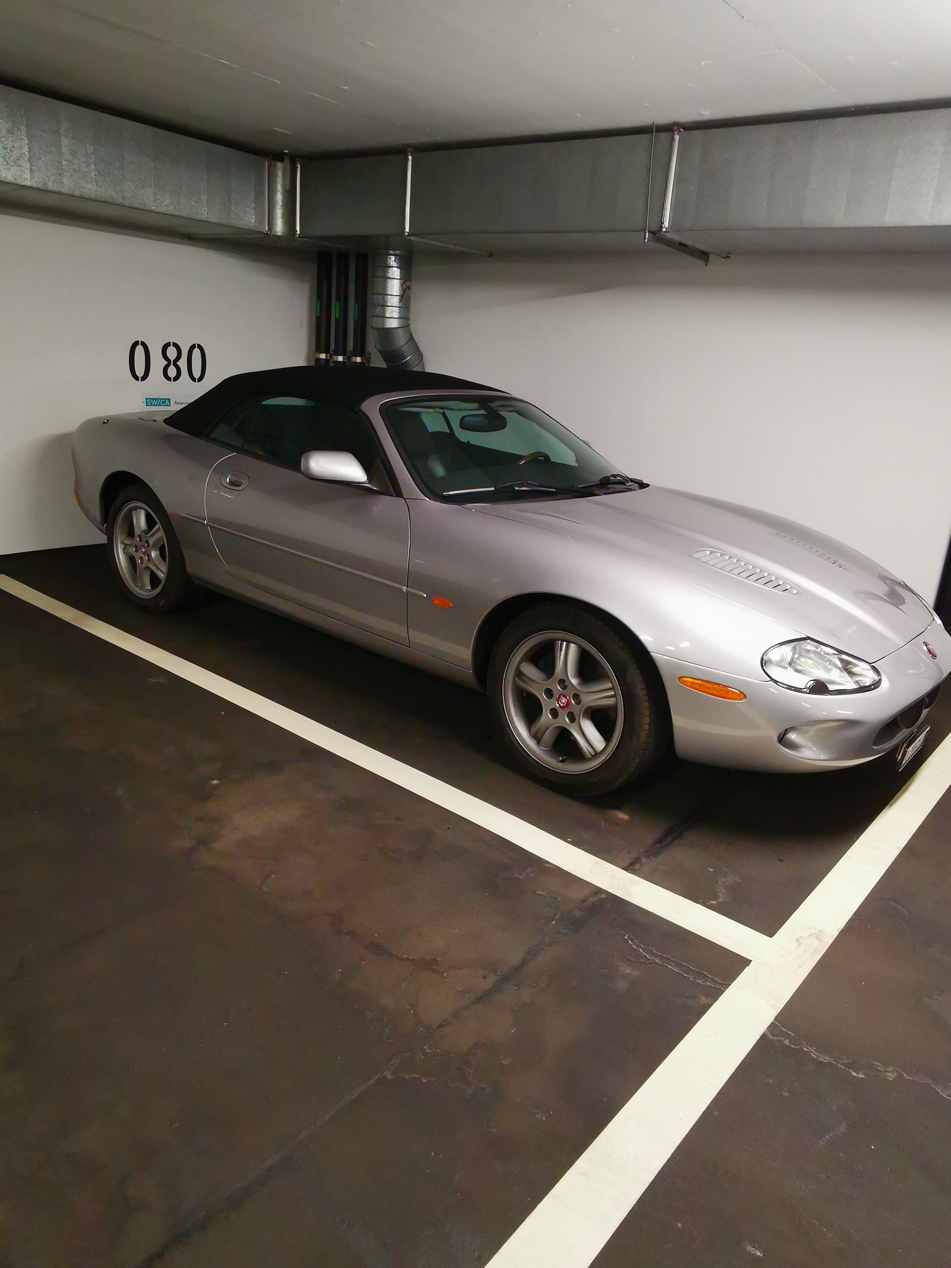 JAGUAR XKR S/C Convertible-image-3
