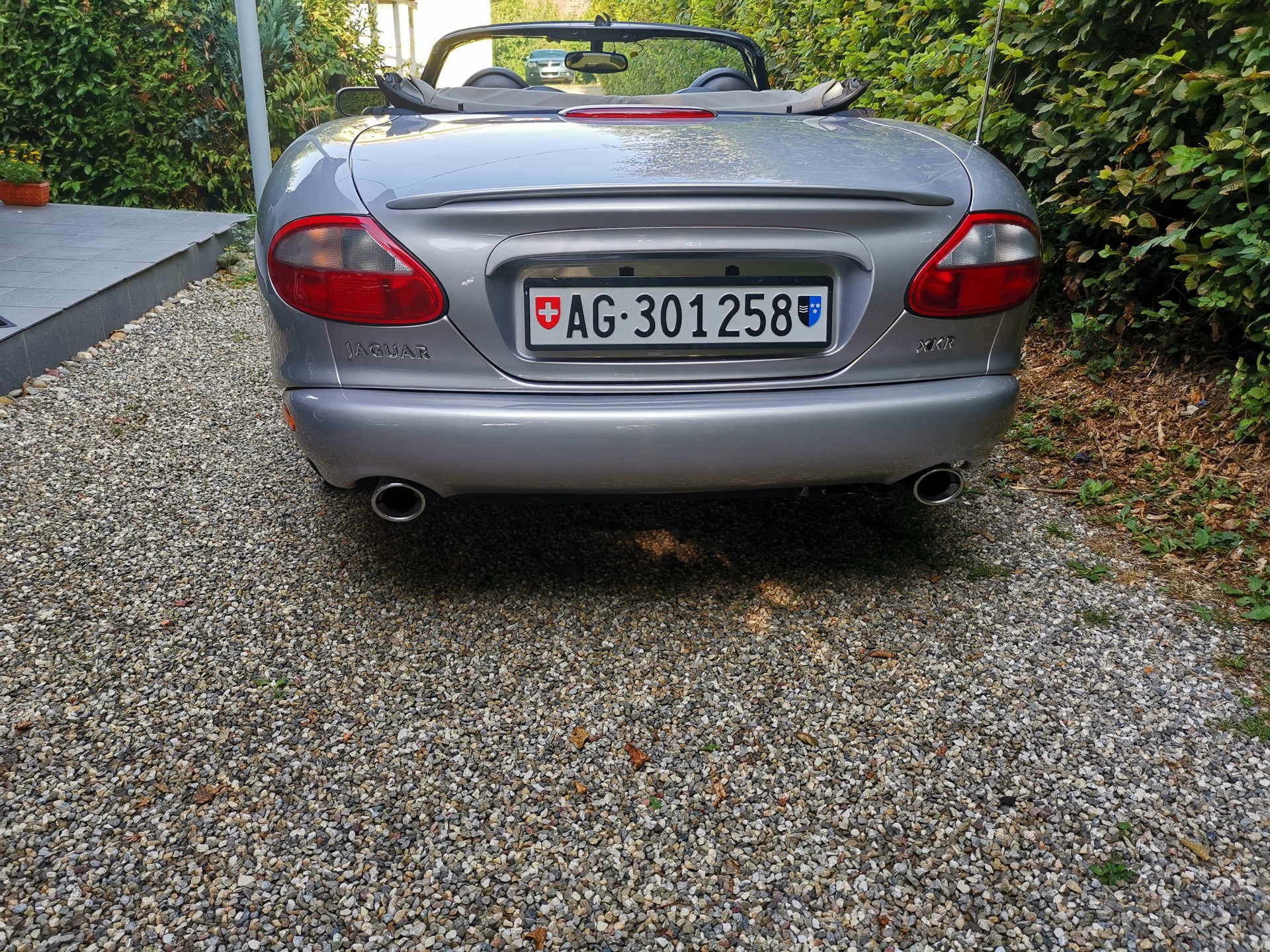 JAGUAR XKR S/C Convertible-image-5