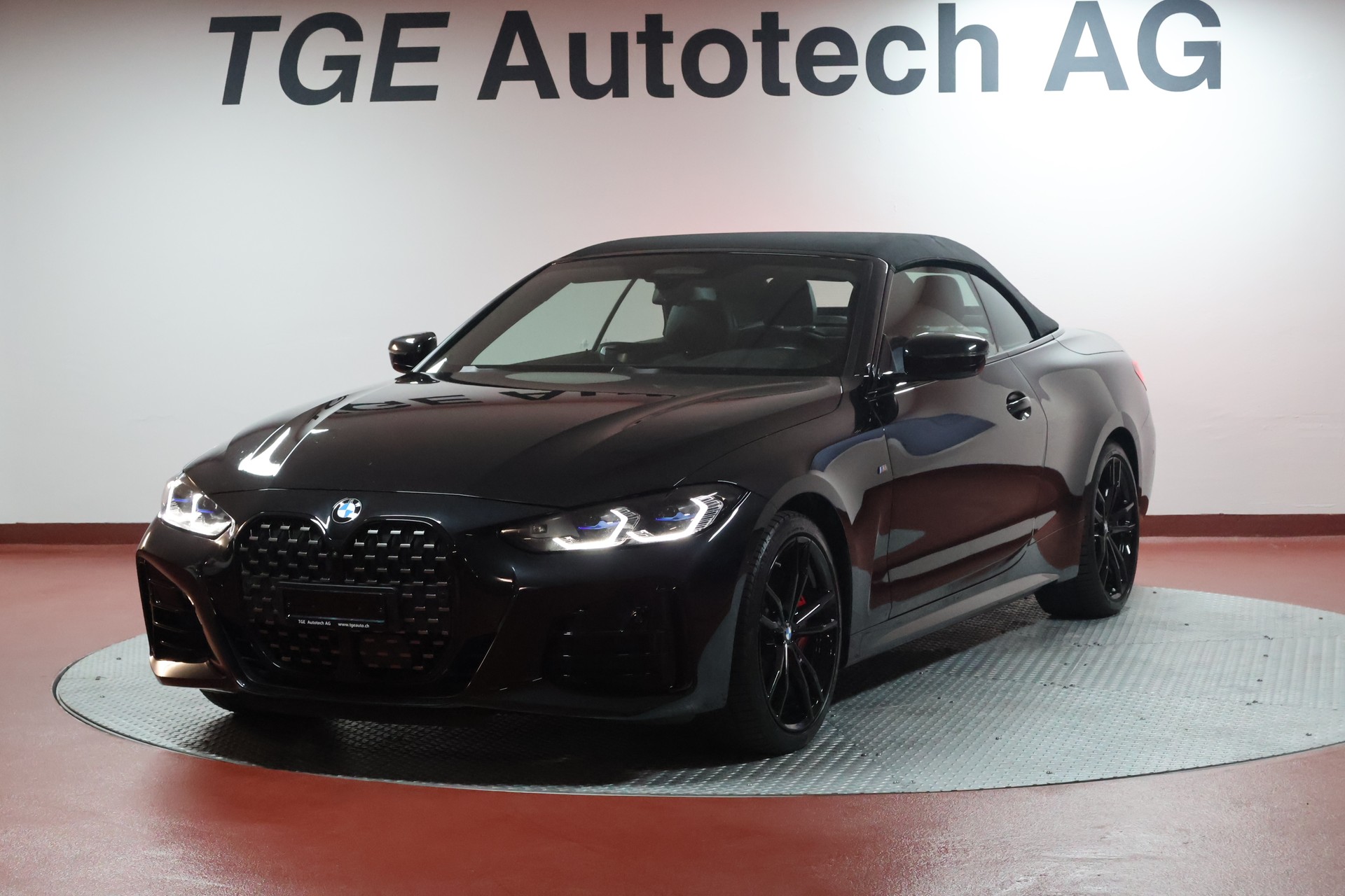 BMW M440i xDrive 48V Cabriolet Steptronic-image-0