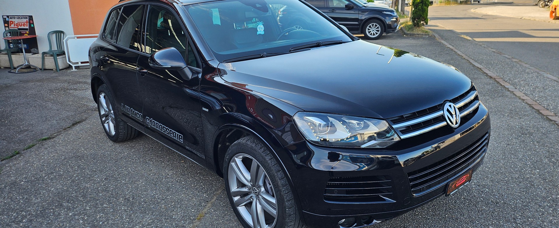 VW Touareg 3.0 TDI BlueMotion Technology Tiptronic-image-0