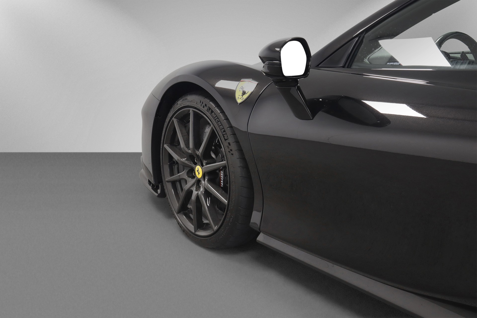 FERRARI SF90 Spider-image-8