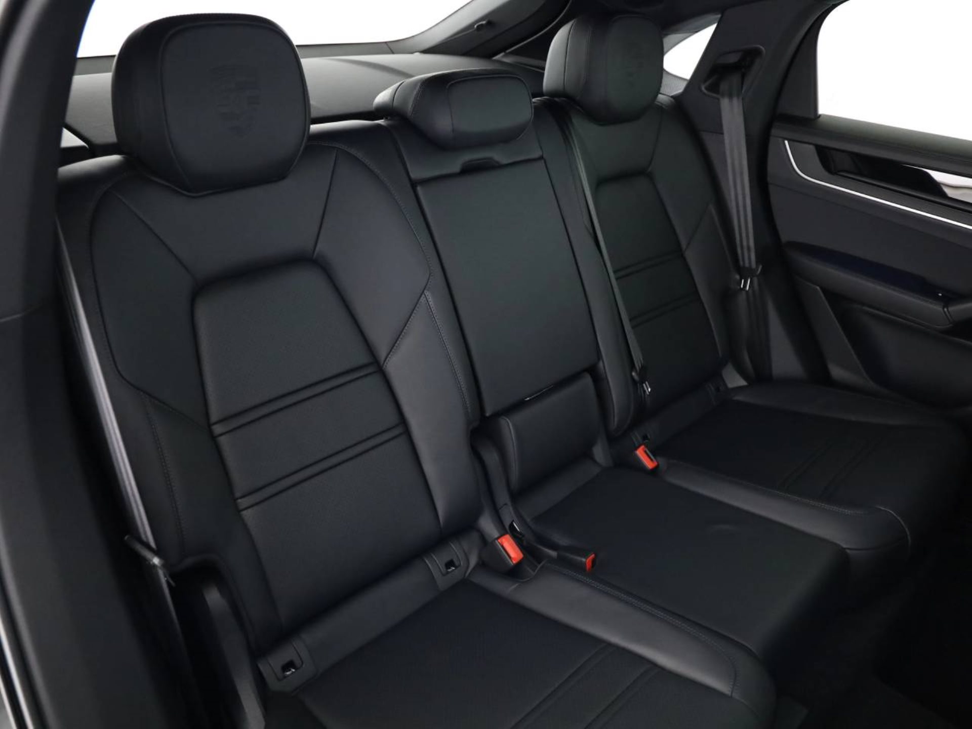 PORSCHE Cayenne E-Hybrid Coupé-image-18