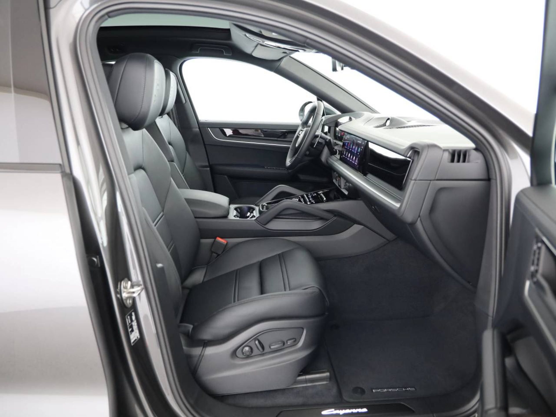 PORSCHE Cayenne E-Hybrid Coupé-image-15