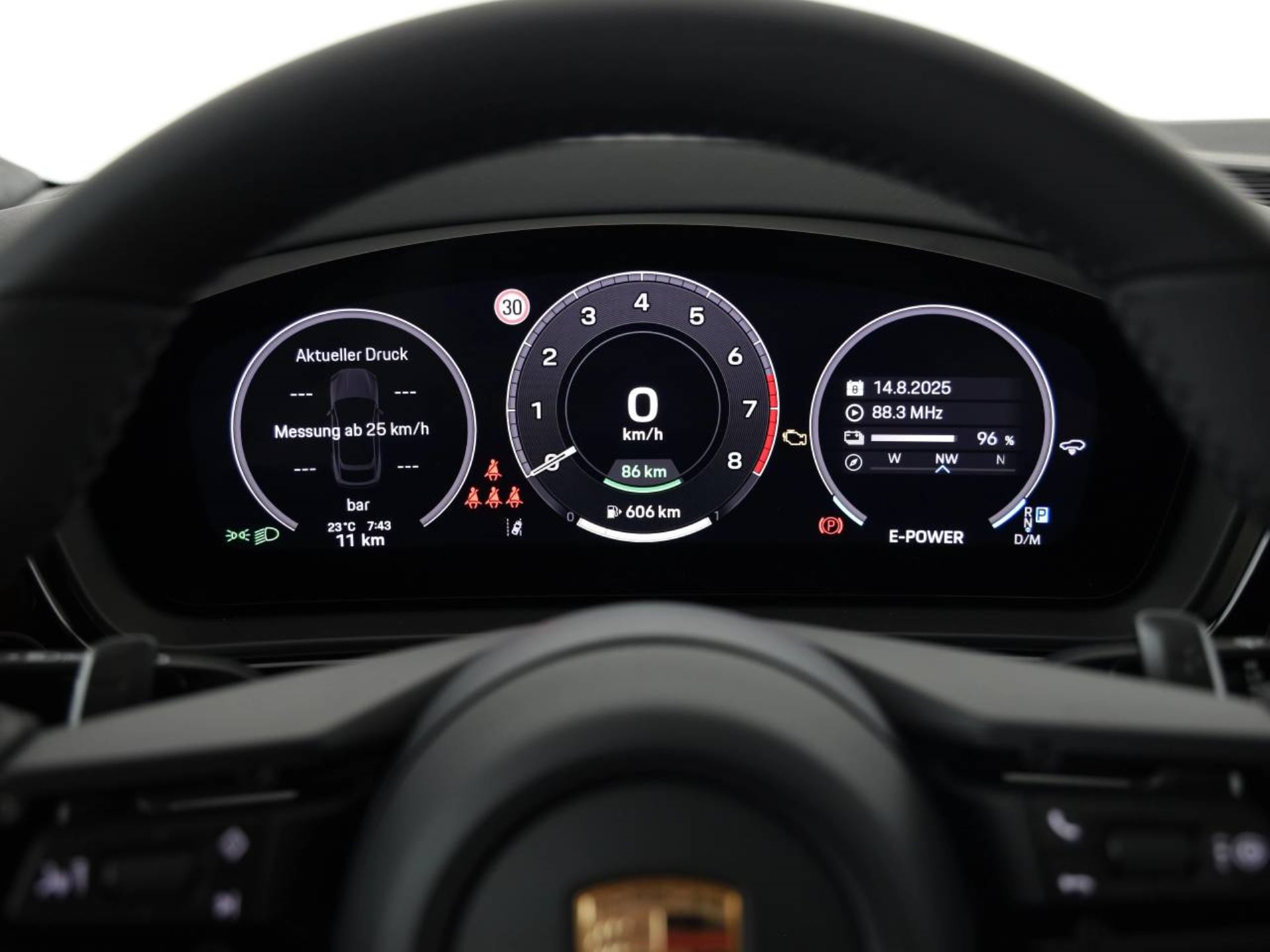 PORSCHE Cayenne E-Hybrid Coupé-image-12