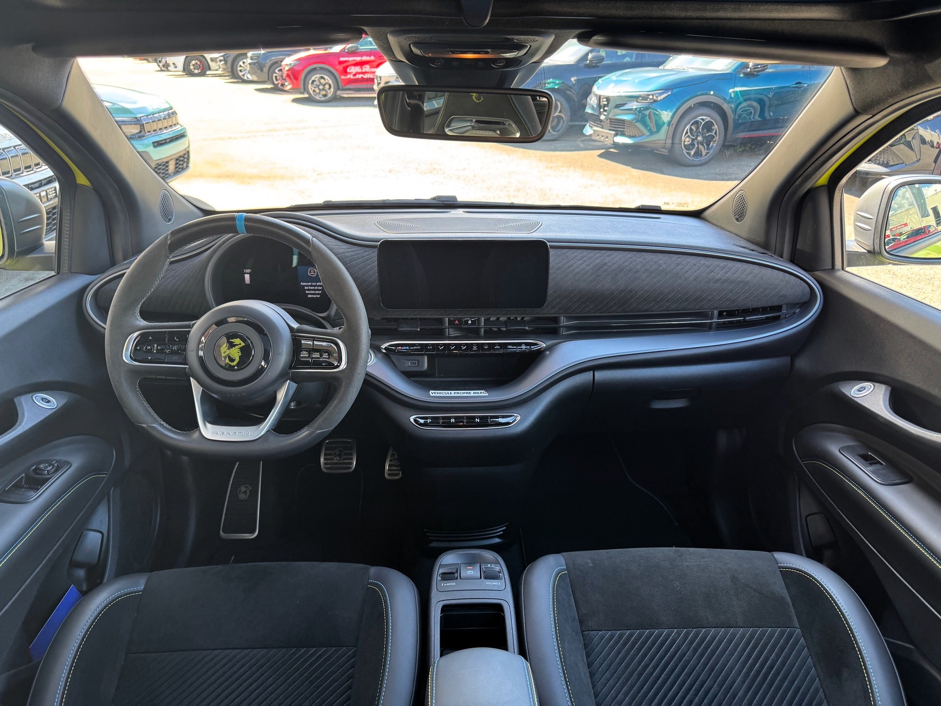FIAT Abarth 500e Scorpionissima-image-8