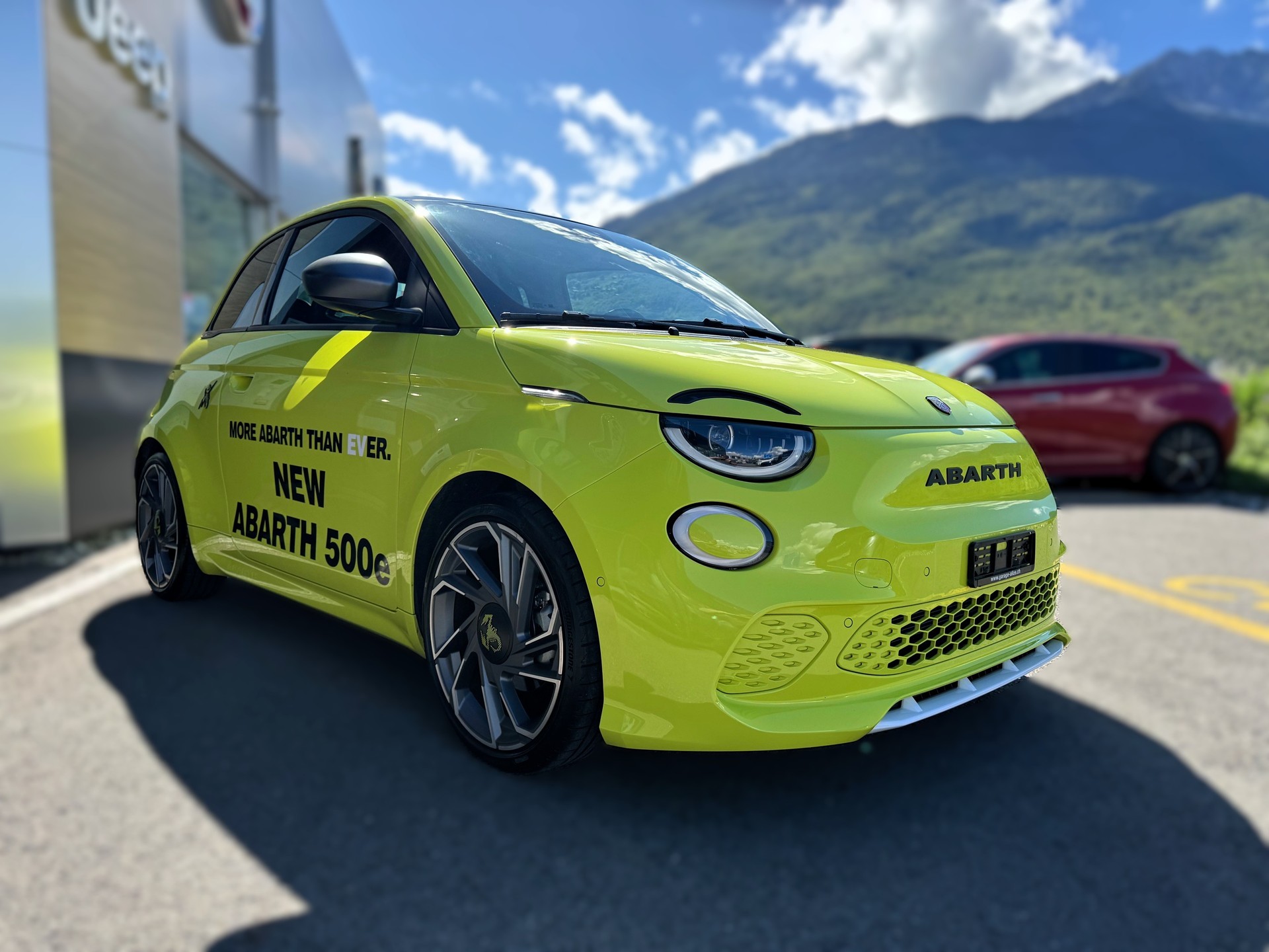 FIAT Abarth 500e Scorpionissima-image-6